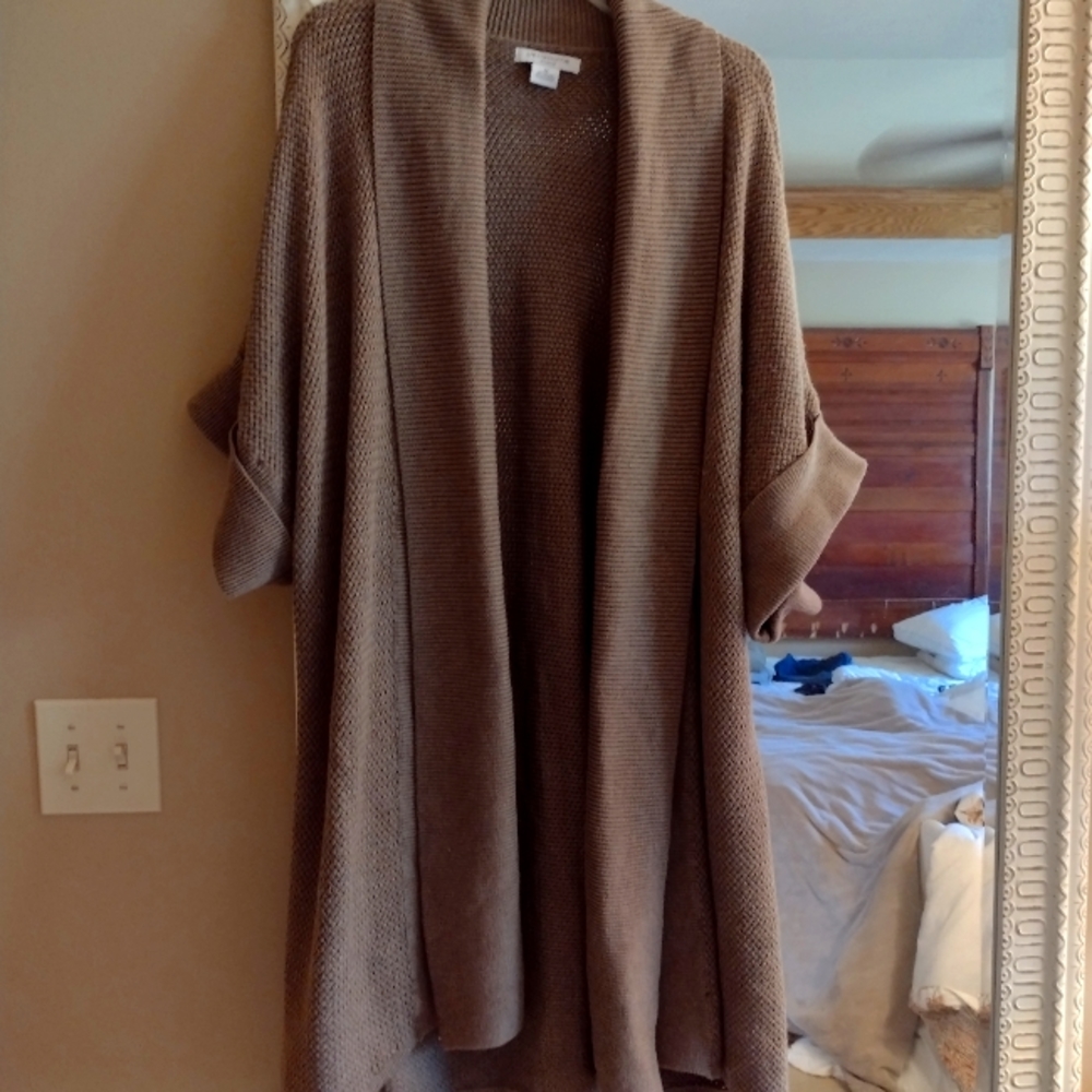 Fall Liz Claiborne sweater, 3/4 length sleeve